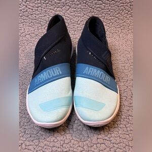 Under Armour Street Precision Slip On Trainers 1285810-031 Size 7.5 Blue